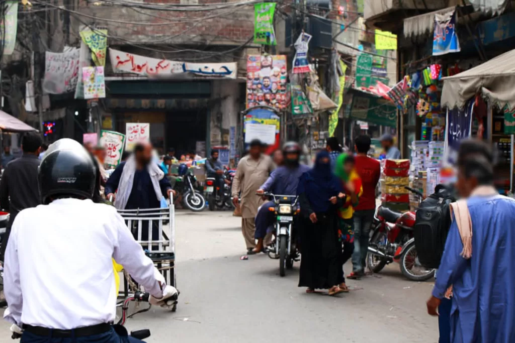 Lahore Market timing increase