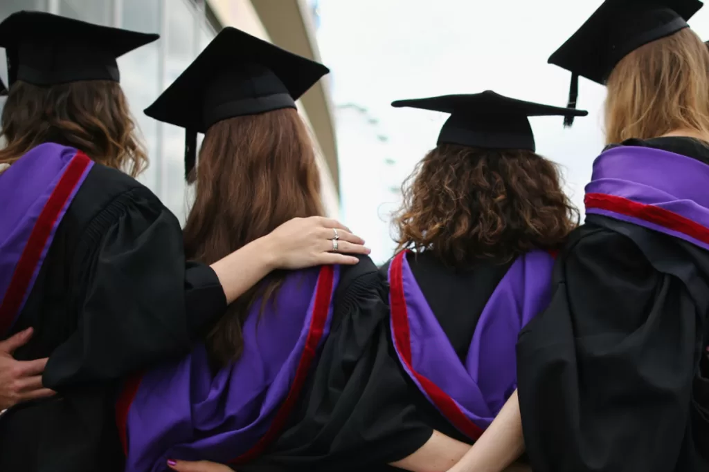 Major Changes to Student Loans for University Students in England