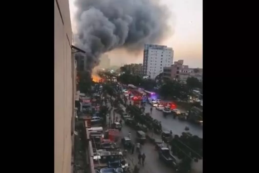 Major fire hits Karachi