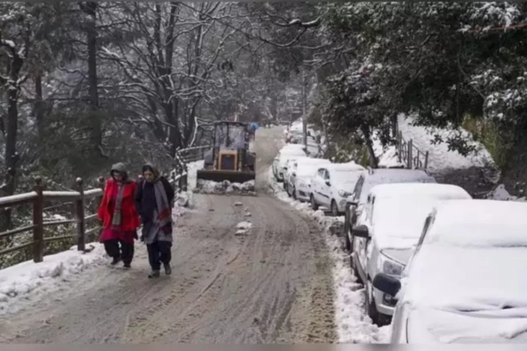 Peshawar, Khyber Pakhtunkhwa weather update today: More rain, snowfall expected
