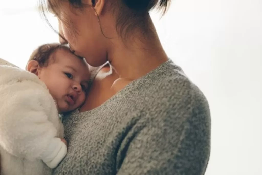 What makes woman good mom according to psychology; 10 signs