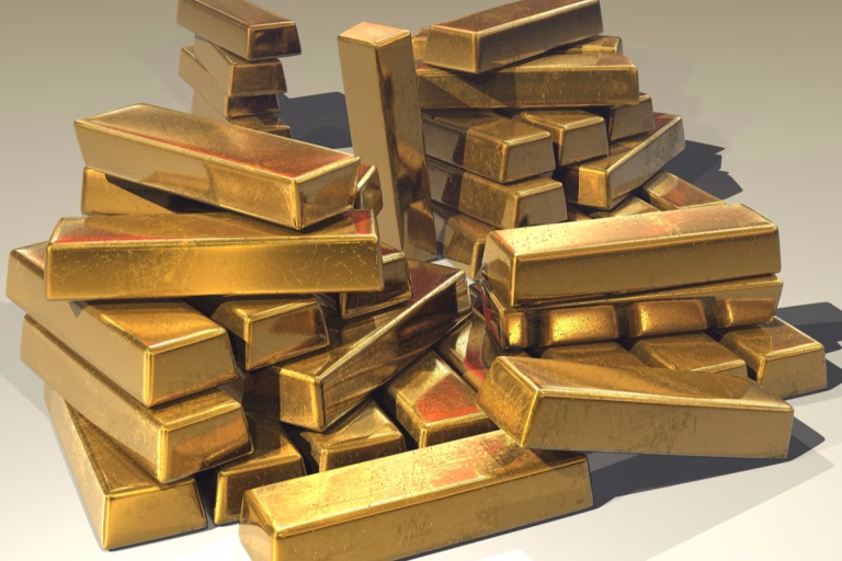 Gold price in Pakistan sees slight increase