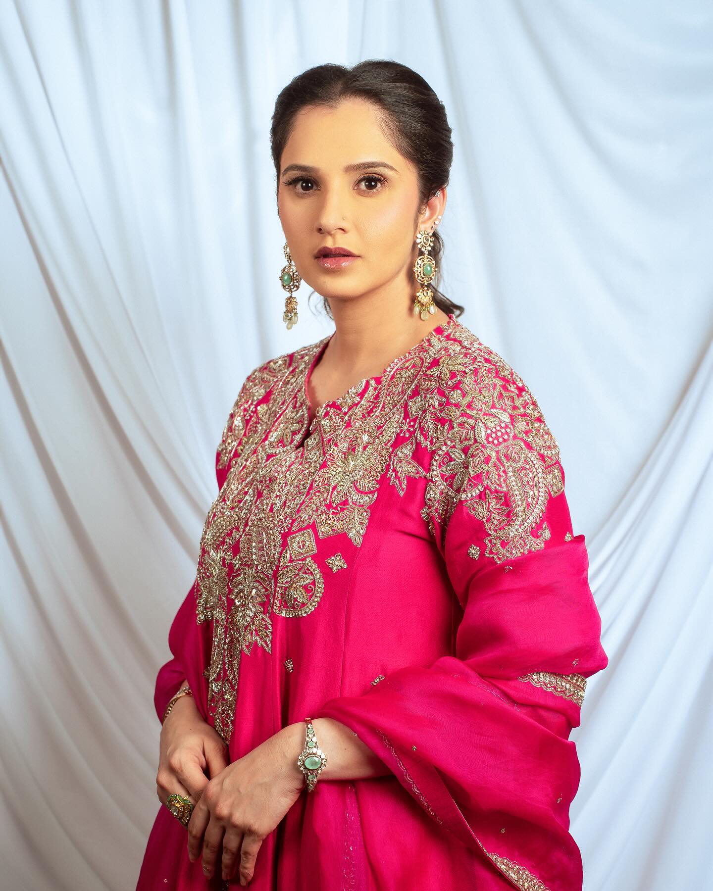 Sania Mirza Shines Bright In Stunning Pink Outfit Sania Mirza Shines Bright In Stunning Pink Outfit
