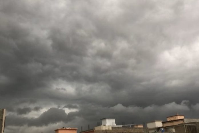 Karachi weather update: Cloudy skies with rainfall expected