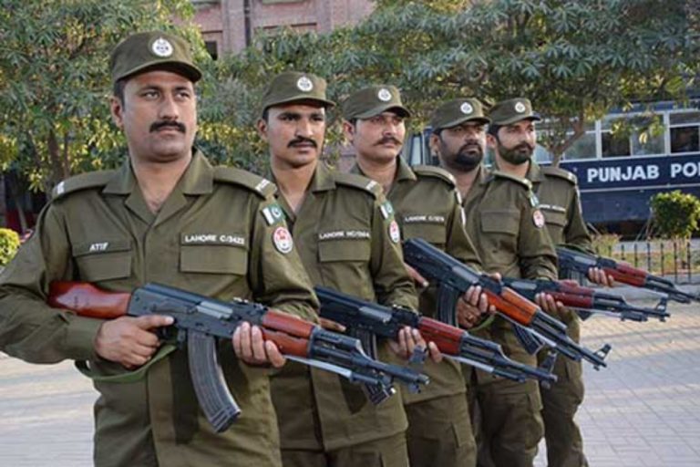 Over 100 Lahore police officers dismissed for neglecting duty