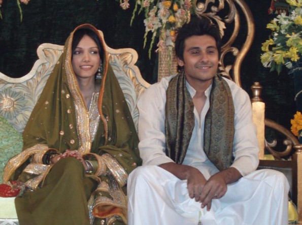 Amaan Ahmed, Mira Ansari