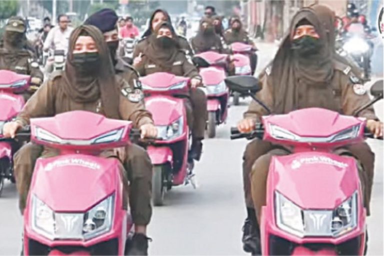 Sindh govt to provide free pink scooters for working women
