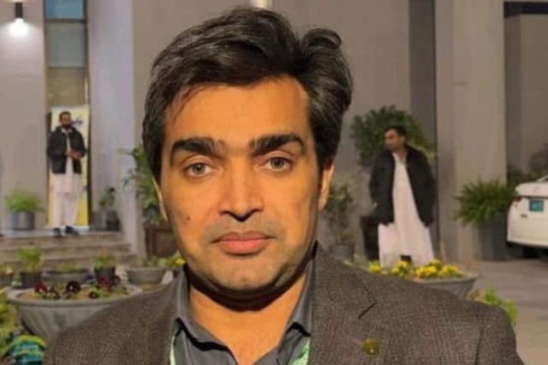 Islamabad court grants bail to journalist Waheed Murad in PECA case