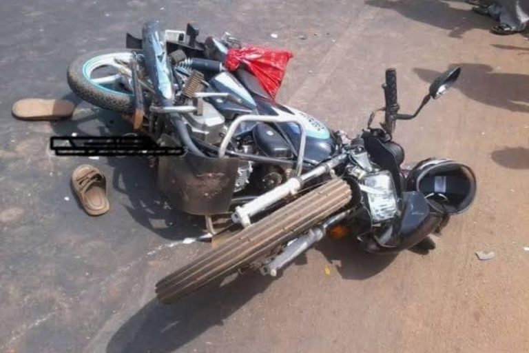 Another road accident near Korangi Vita Chowrangi, one man dies on the spot