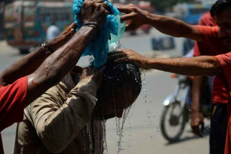 K-P faces extreme heatwave, authorities issue heatstroke warning