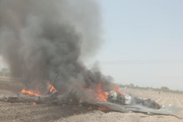 Small aircraft crashes in Vehari, no casualties reported