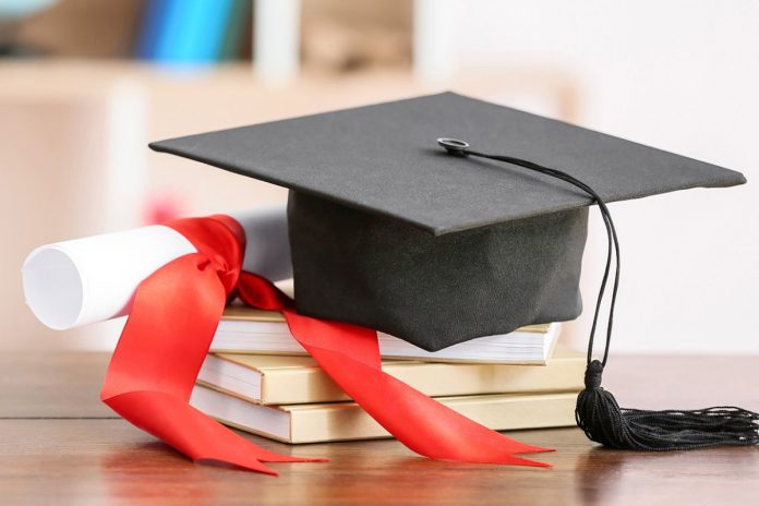 Saudi Arabia offers fully funded scholarships for all students