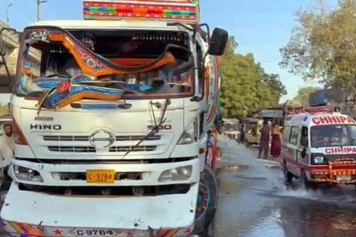 Water tanker hits and kills woman in Karachi