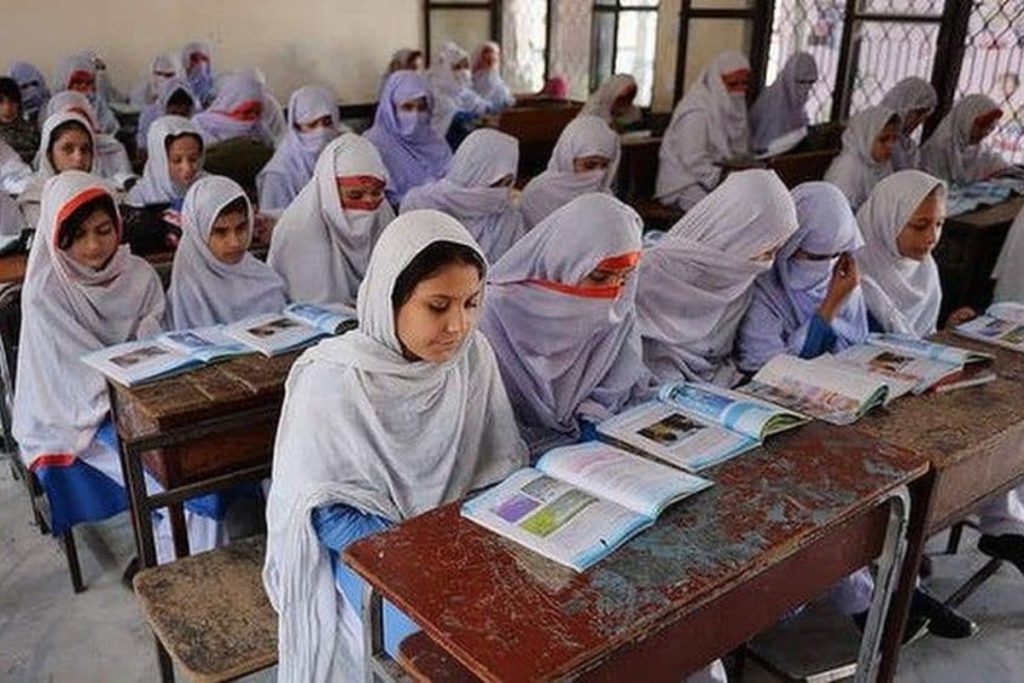 K-P govt declares emergency over education crisis