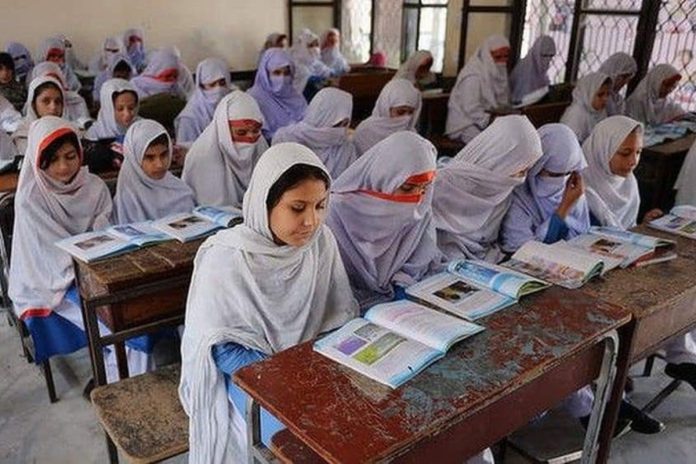 K-P govt declares emergency over education crisis