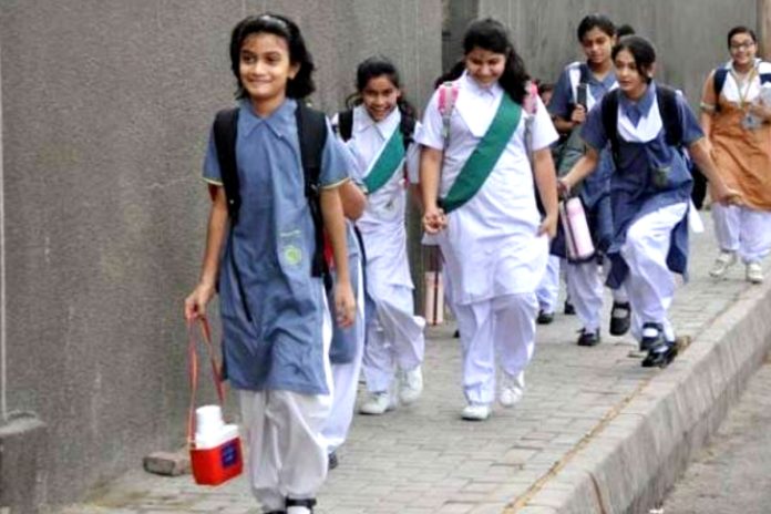 Punjab announces early summer vacations due to heatwave