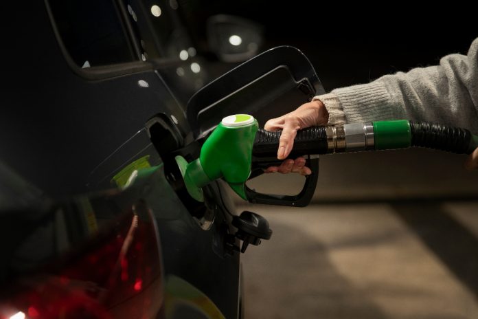Govt reduces petrol, diesel, LPG prices to ease inflation burden
