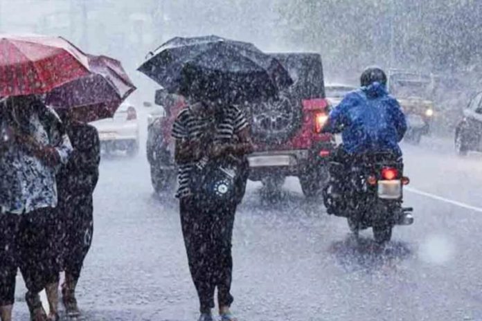 Rain, strong winds expected in Lahore, Punjab tonight