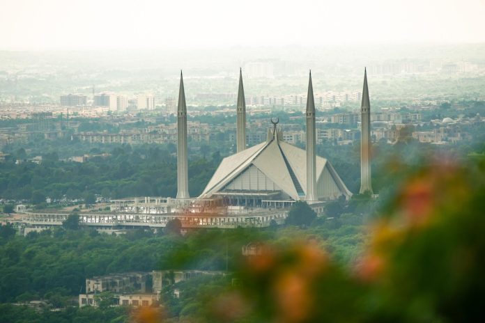 Islamabad weather update: Hot, dry conditions with chance of rain