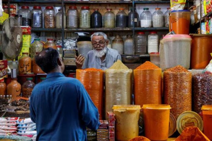 Pakistan’s annual inflation rises to 3.5% in May 2025