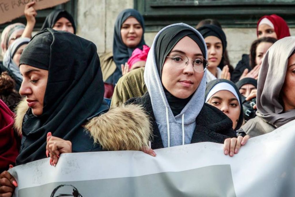 European country moves to ban female students from wearing burqa