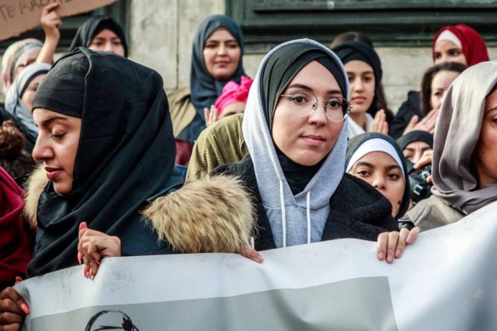 European country moves to ban female students from wearing burqa