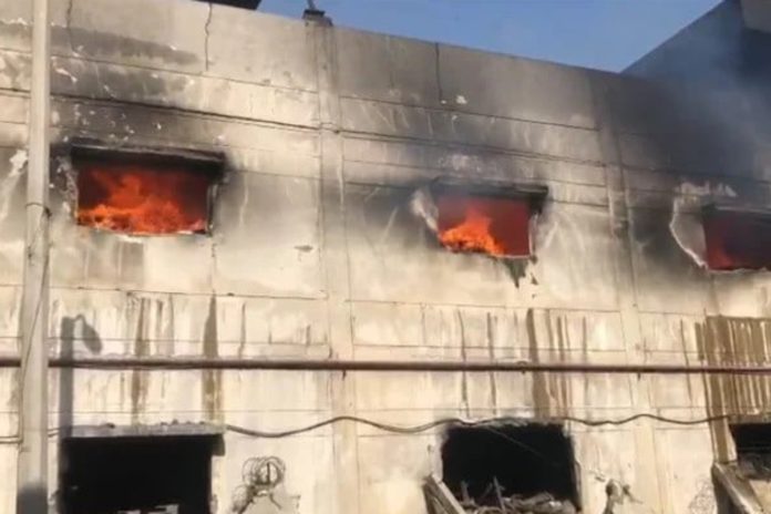 Fire at Karachi’s Landhi export zone contained after 36 hours