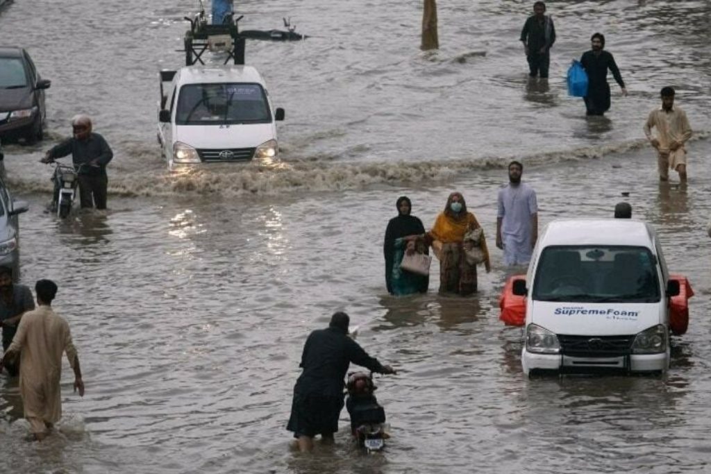 NDMA issues flood alert for major cities as heavy rain expected