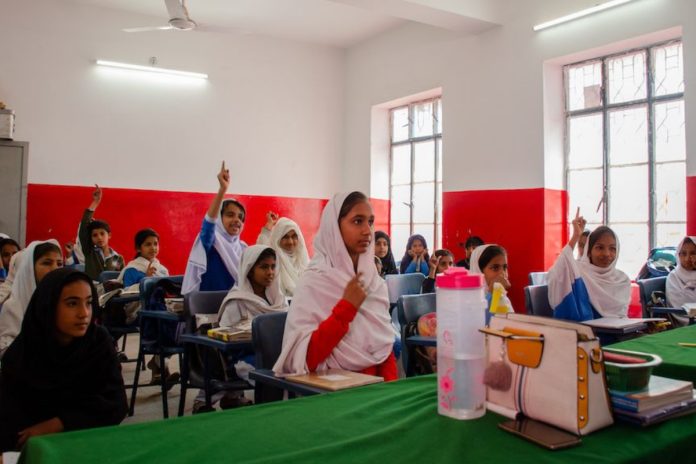 Punjab to shift all schools & colleges to solar power