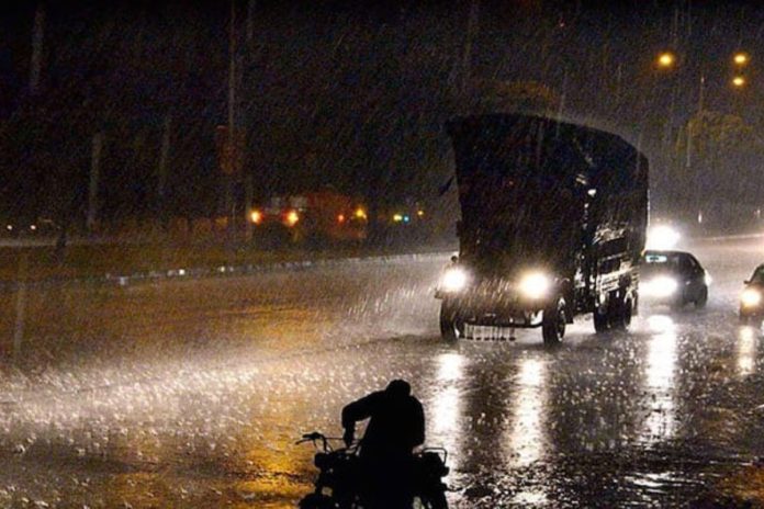Karachi sees first monsoon showers of the season