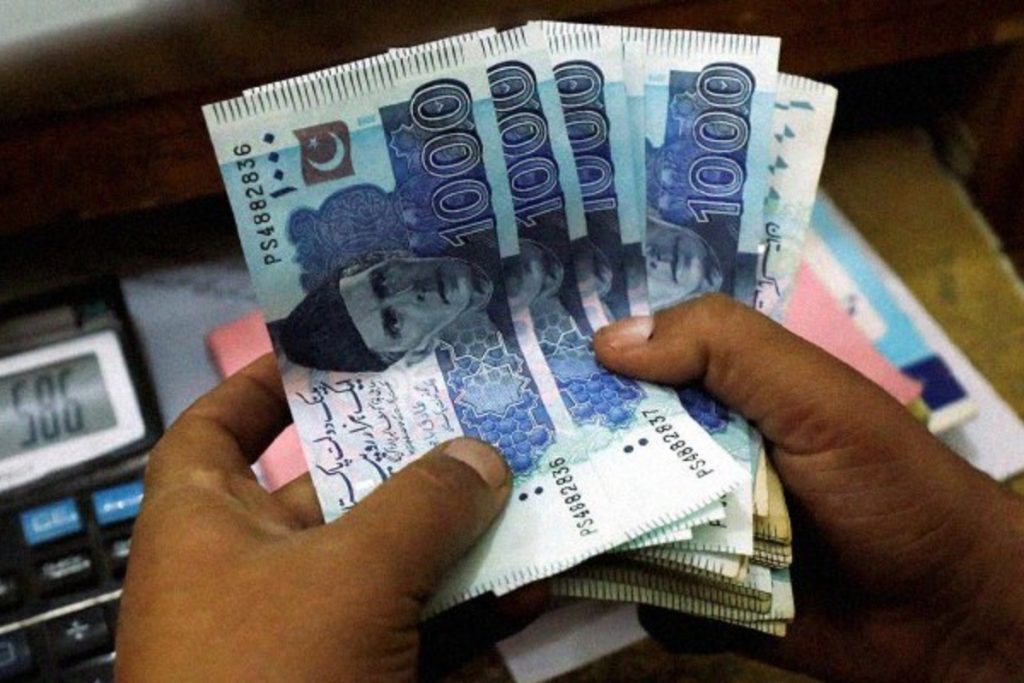 Salaried Pakistanis making Rs100,000 or less may see major relief