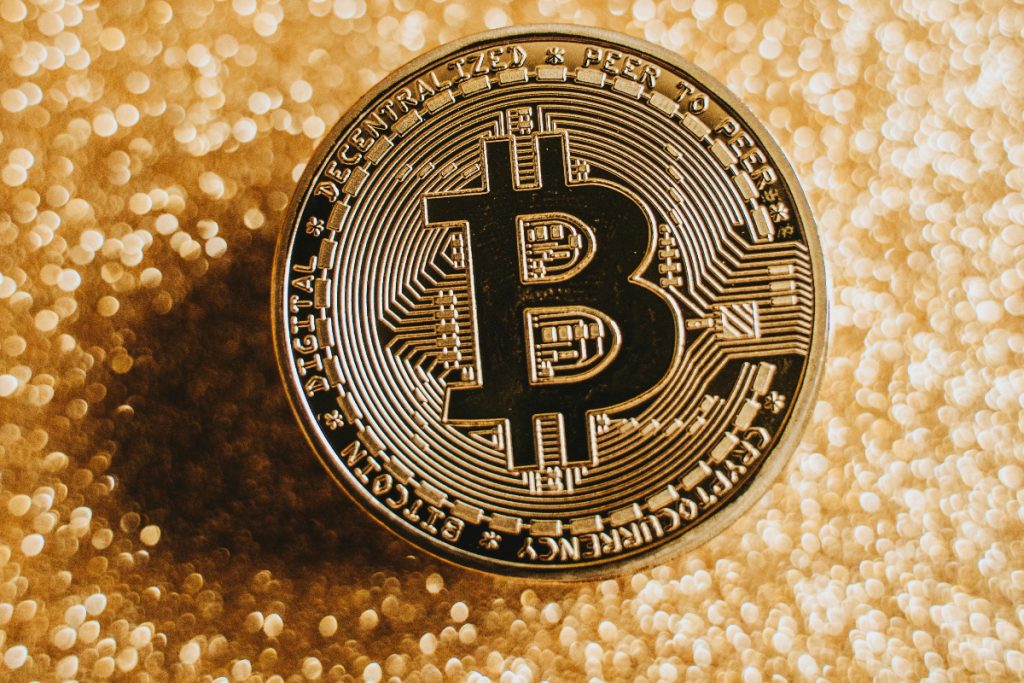 Bitcoin reaches record high above $122,000