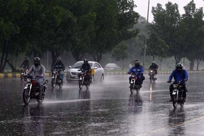 Heavy rain expected today in Karachi as monsoon intensifies