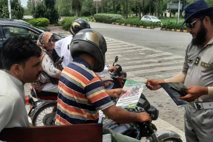 Islamabad traffic police imposes new helmet rule for motorcyclists