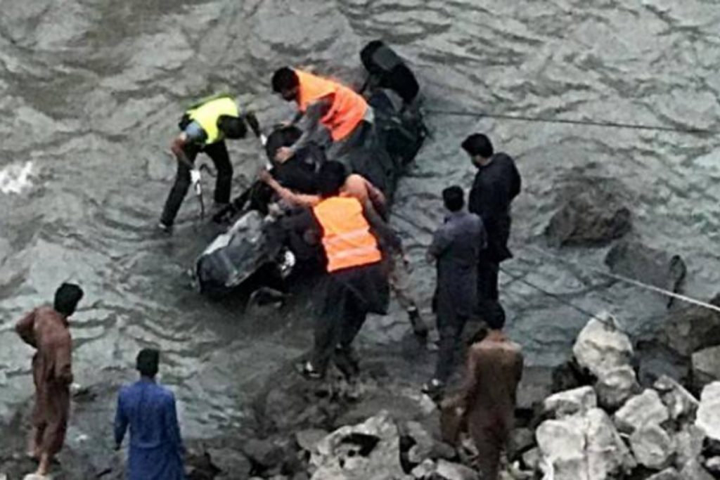 Women among six dead as tourist vehicle falls into Neelum River