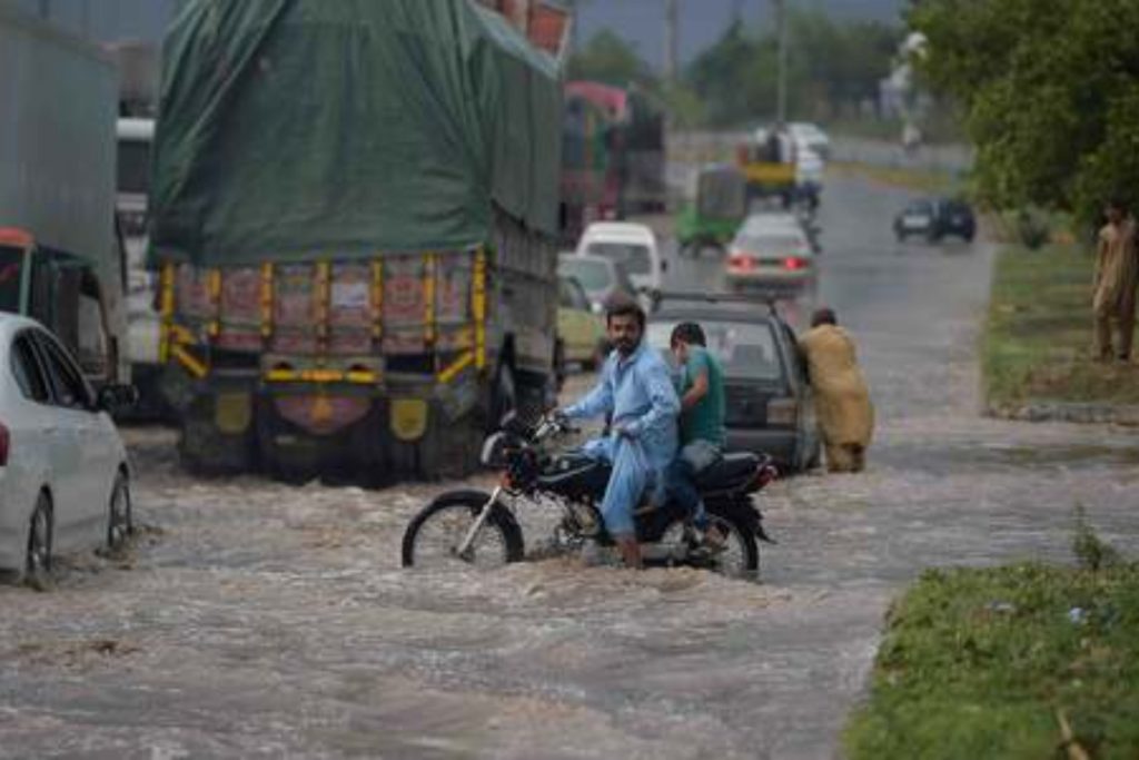 WASA declares emergency as heavy rain hits Rawalpindi, Islamabad