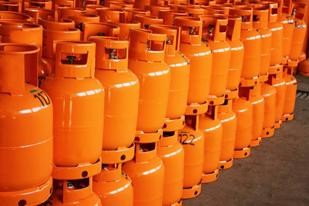 LPG prices drop in Pakistan: Check new rates