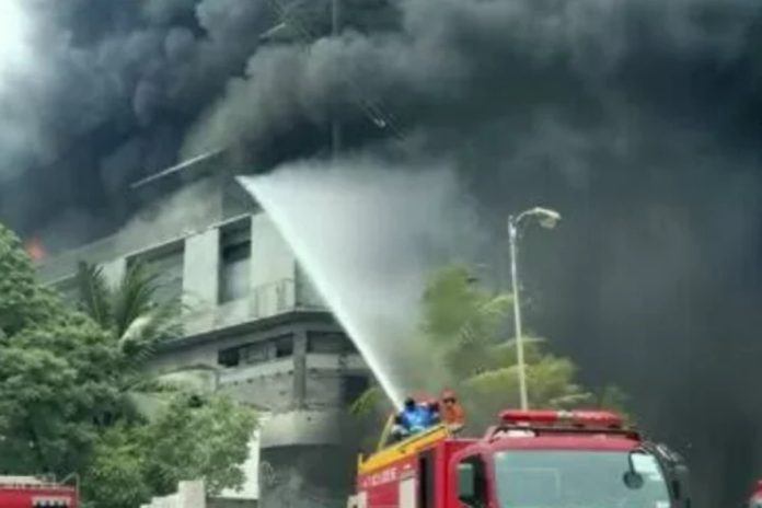 Karachi fireworks factory fire leaves over 25 injured near MA Jinnah Road