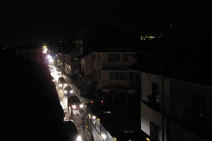 Karachi residents protest 50-hour power crisis after heavy rains