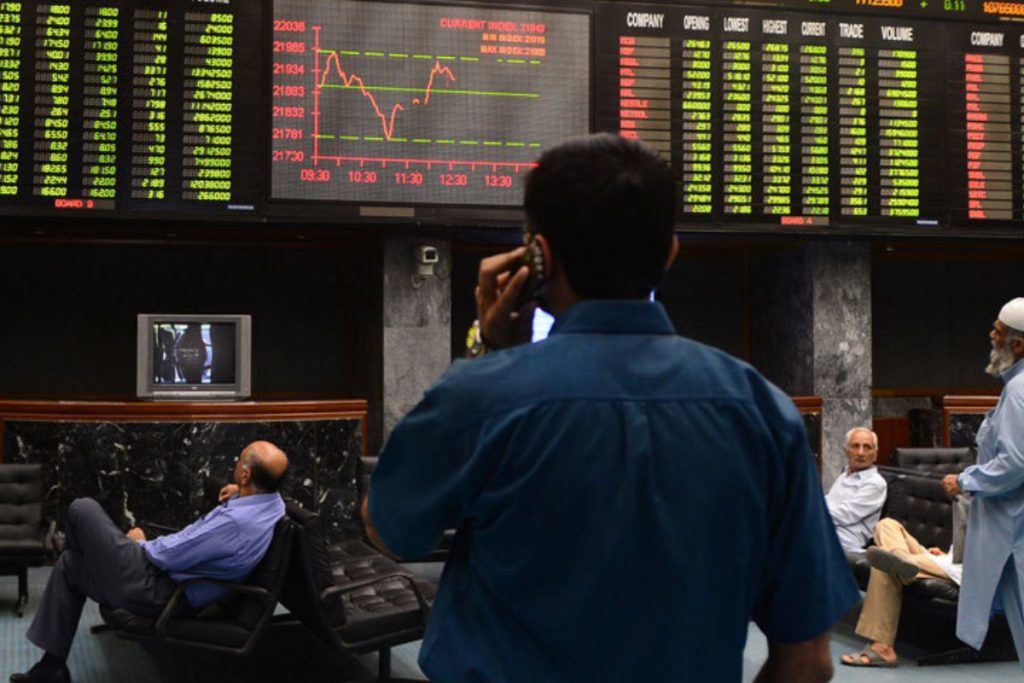 PSX remains under pressure, KSE-100 falls for fourth consecutive day