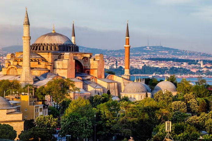 Govt announces Türkiye trip for matric toppers from all boards