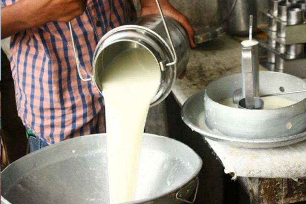 Milk, yogurt prices rise again in Lahore