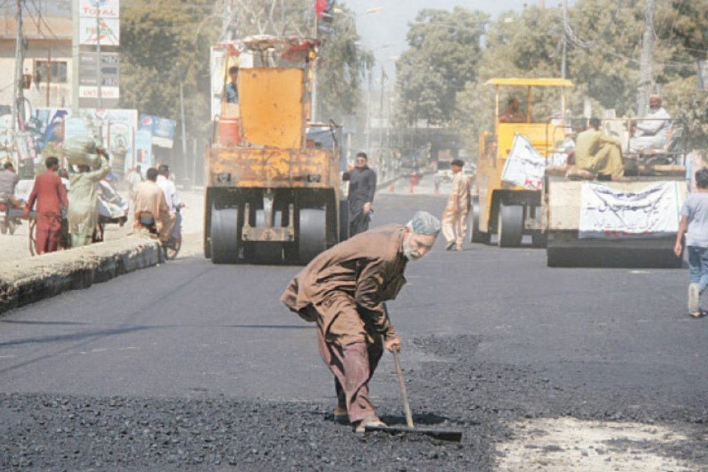 Major road in Karachi closed due to restoration work