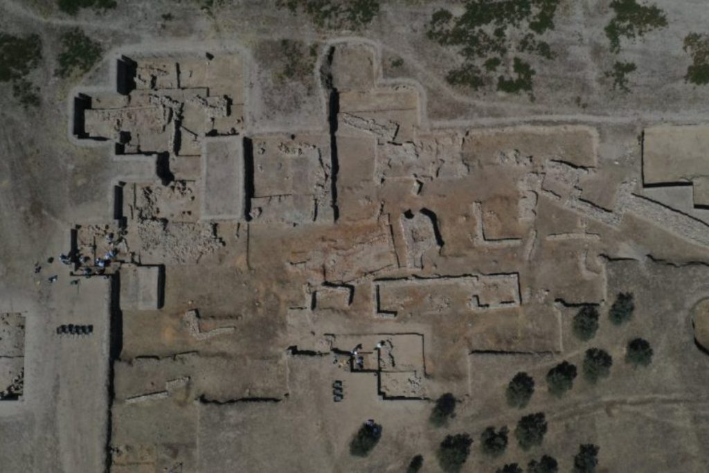 4,000-year-old dilmun temple discovered in Kuwait