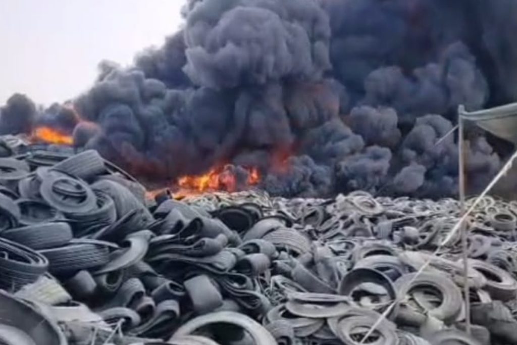 Blaze at Karachi tyre warehouse brought under control after 21 hours