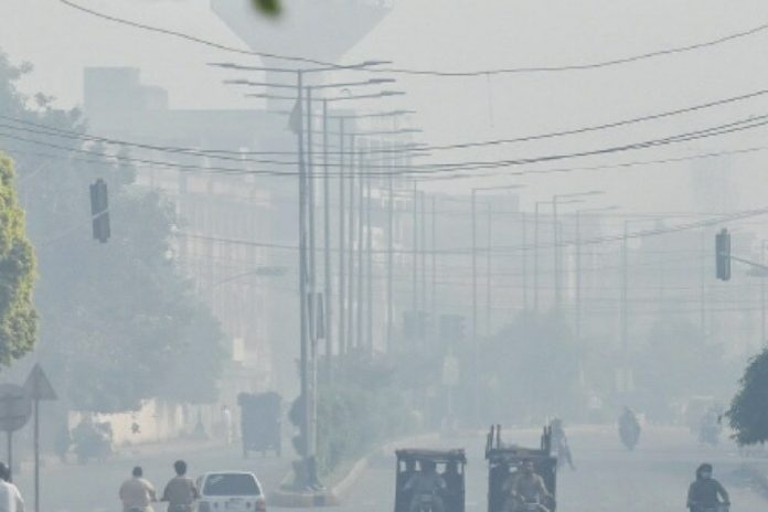 Lahore’s air quality remains as clear as its anti-smog plan