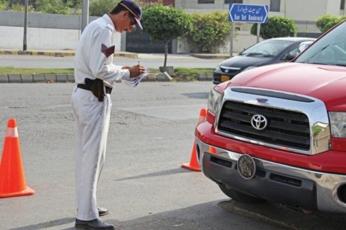 Lahore cracks down on vehicles with fake number plates