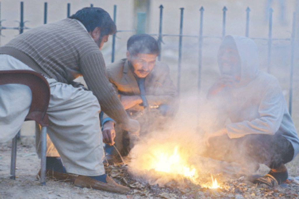 Cities face rising smog levels in cold weather