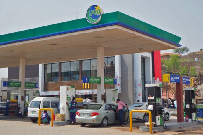 Sindh govt cracks down on cheating petrol pumps in Karachi