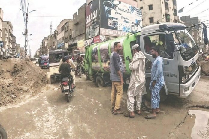 Karachi to get major road repairs after rain damage